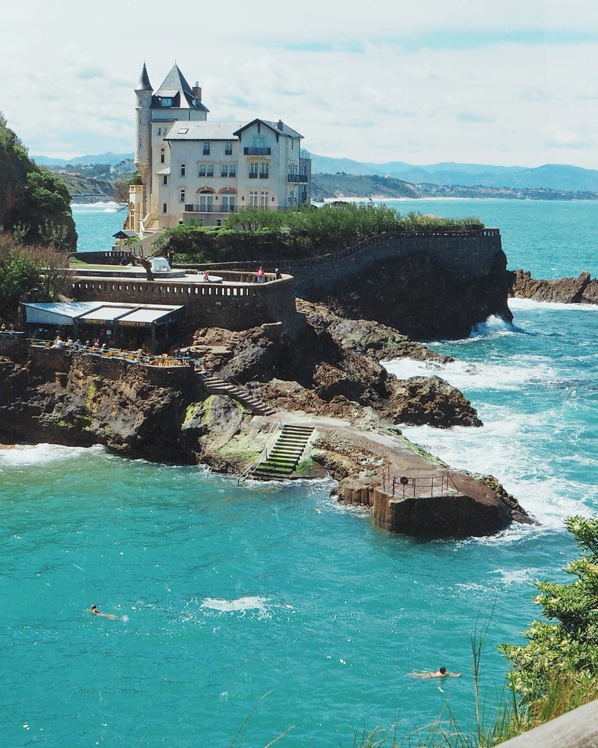 La Villa Belza et la côte de Biarritz, où ALKODE est installée